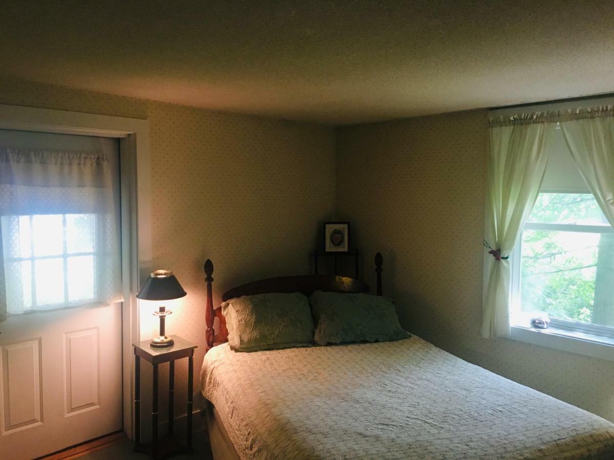 Carriage Barn Inn Кин Экстерьер фото